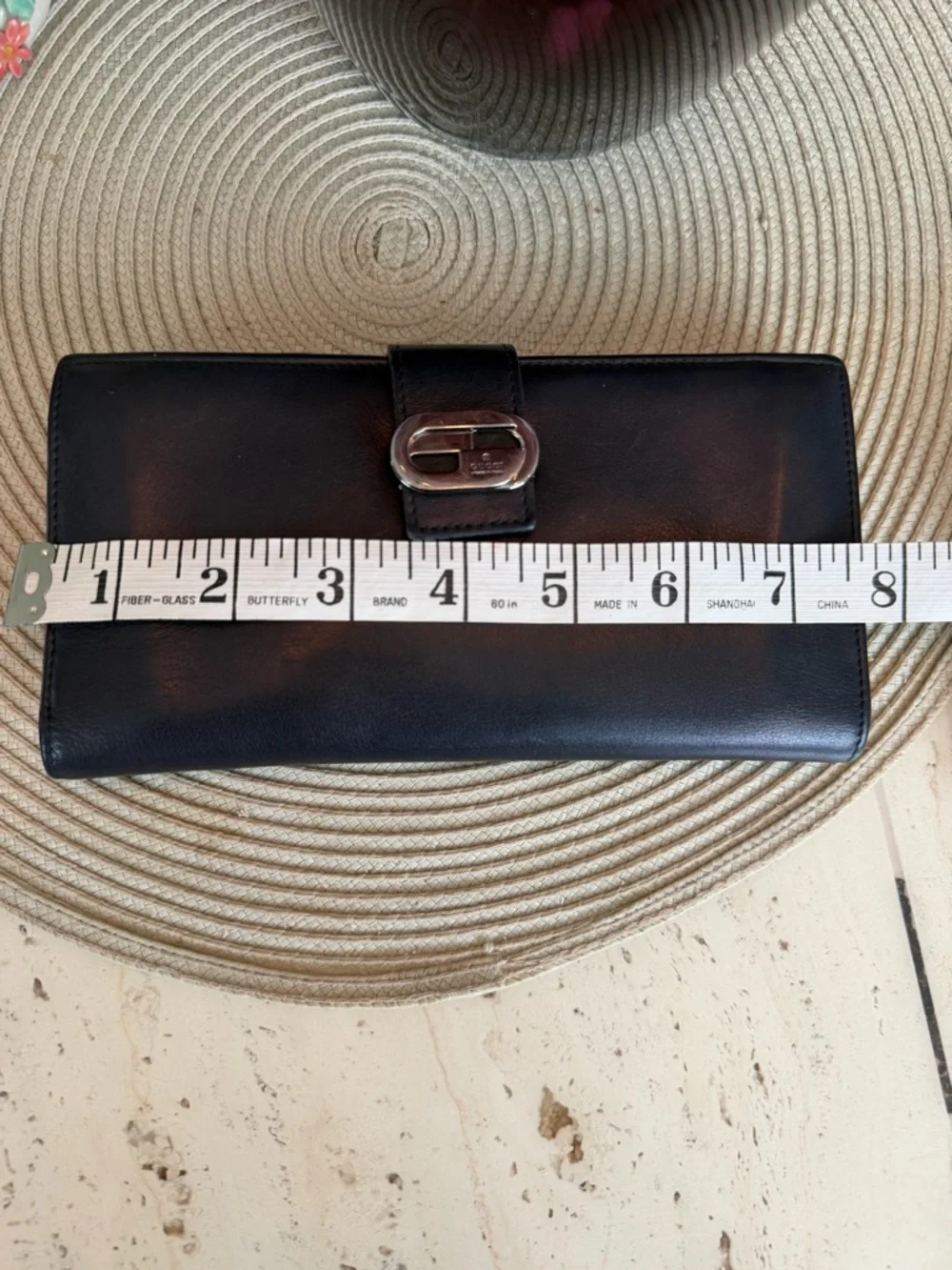 Vintage Gucci Black Leather Bifold Wallet with Snap Back - Picture 14 of 15